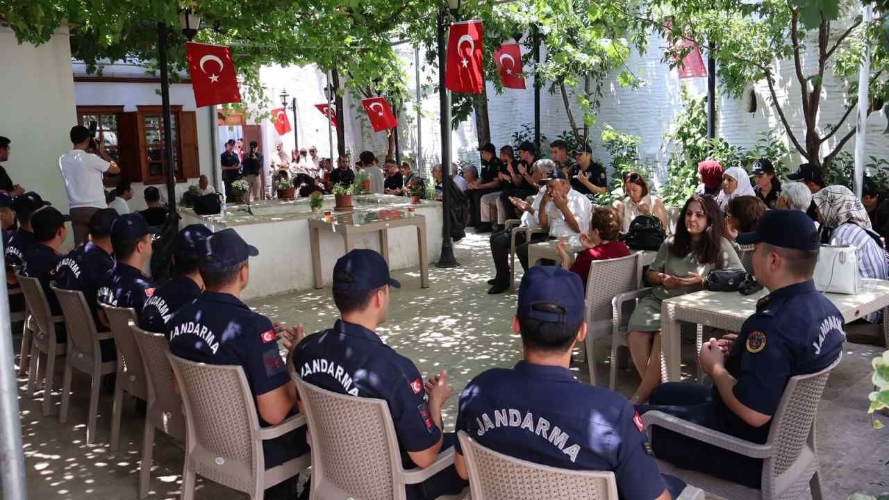 Muğla Şehit Aileleri Derneği’nden Aşure Ikramı (2)