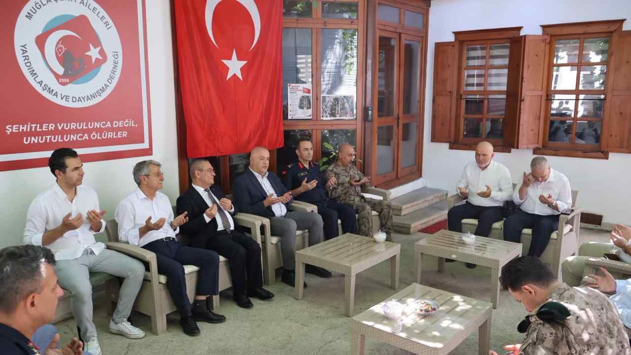 Muğla Şehit Aileleri Derneği’nden Aşure Ikramı (4)