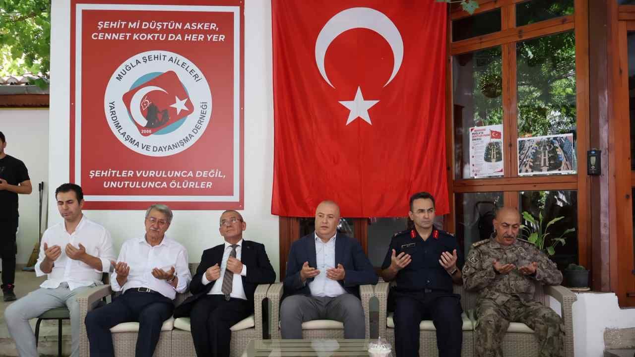 Muğla Şehit Aileleri Derneği’nden Aşure Ikramı (6)