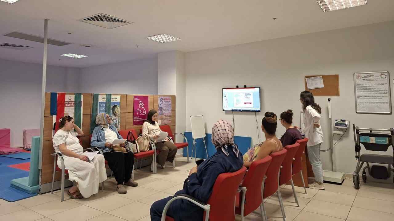 Muğla'da Gebe Okulu Eğitimleri Tamamlandı (3)