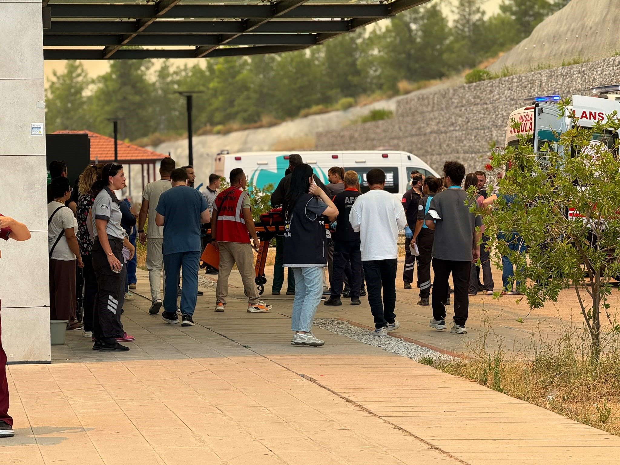 Seydikemer Devlet Hastanesi Yangın Nedeniyle Tahliye Edildi (3)