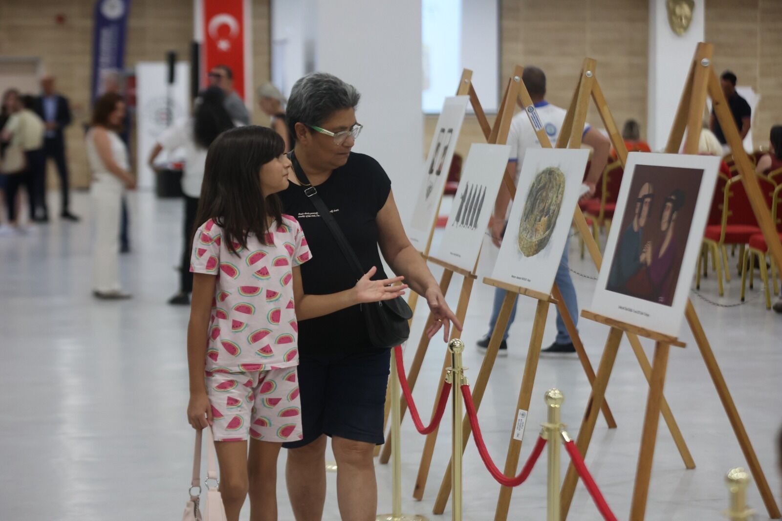 Muğla’da Karikatür Yarışmasının Ödülleri Verildi (2)