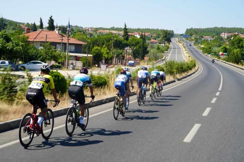 15 Temmuz Şehitleri İçin 71 Kilometre Pedal Çevirdiler (4)