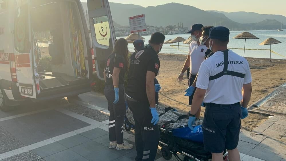 Marmaris Sahilinde Kimliği Belirsiz Erkek Cesedi Bulundu (4)
