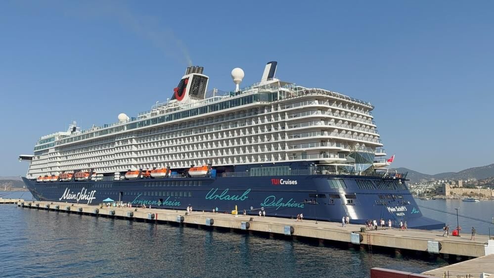 620 Milyon Dolarlık Kruvaziyer Bodrum’a 2 Bin 746 Turist Getirdi2