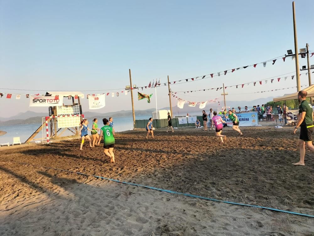 Köyceğiz’de Plaj Hentbolu Heyecanı Final Gününe Yaklaşıyor (3)