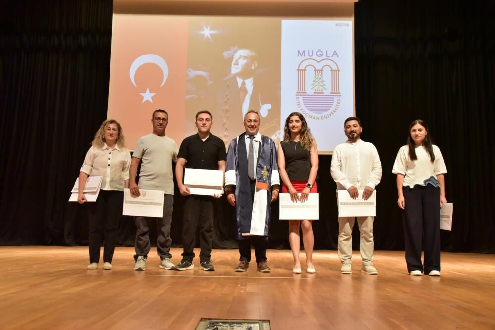 Mskü’de Görevde Yükselen Ve Emek Veren Personele Belge Takdim Edildi