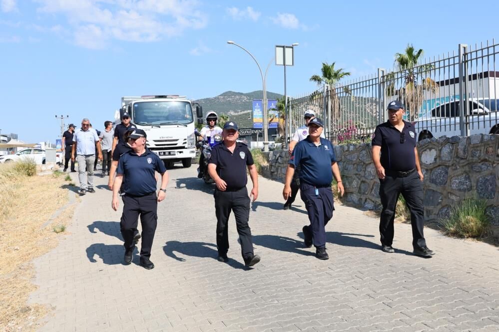 Bodrum’da Kaldırım Ve Yol İşgaline Denetim (3)