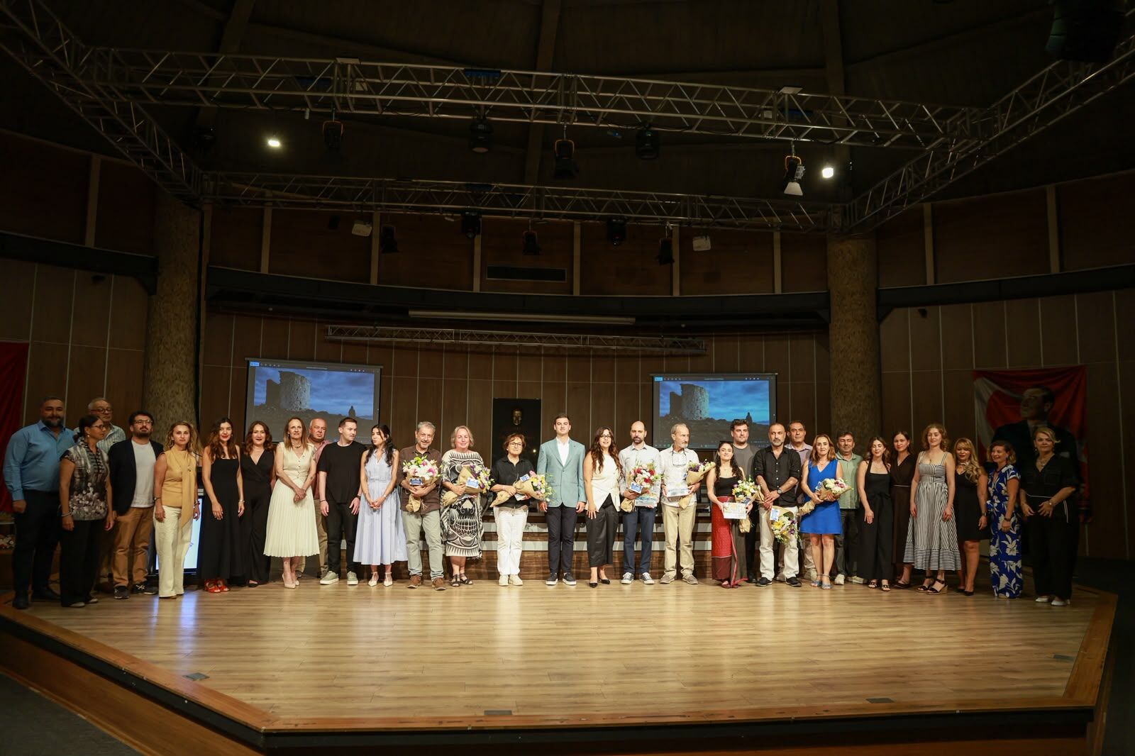 Bodrum Değirmenburnu Tarihi Yel Değirmenleri İçin Geleceğe Yön Verecek Fikirler Ödüllendirildi (20)