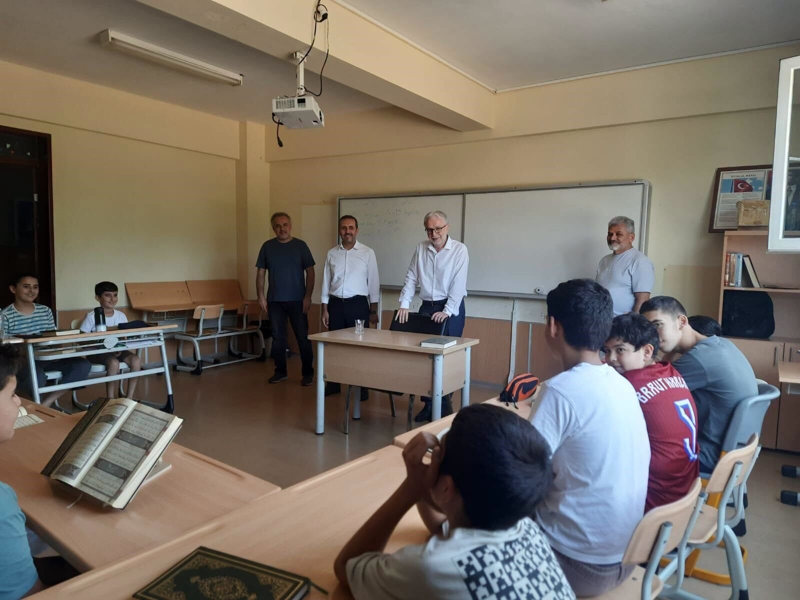 Mugla Muftusu Rustem Can Kuran Kurslarini Ziyaret Etti.jpg2