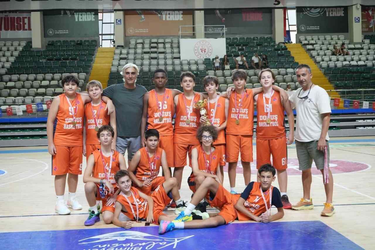 30 Ağustos Zafer Bayramı Basketbol Turnuvası Menteşe’de Tamamlandı (1)