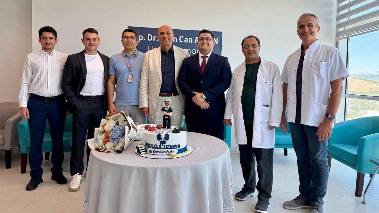 Muğla’da Üroloji Kliniği 5’Inci Uzmanını Verdi (3)