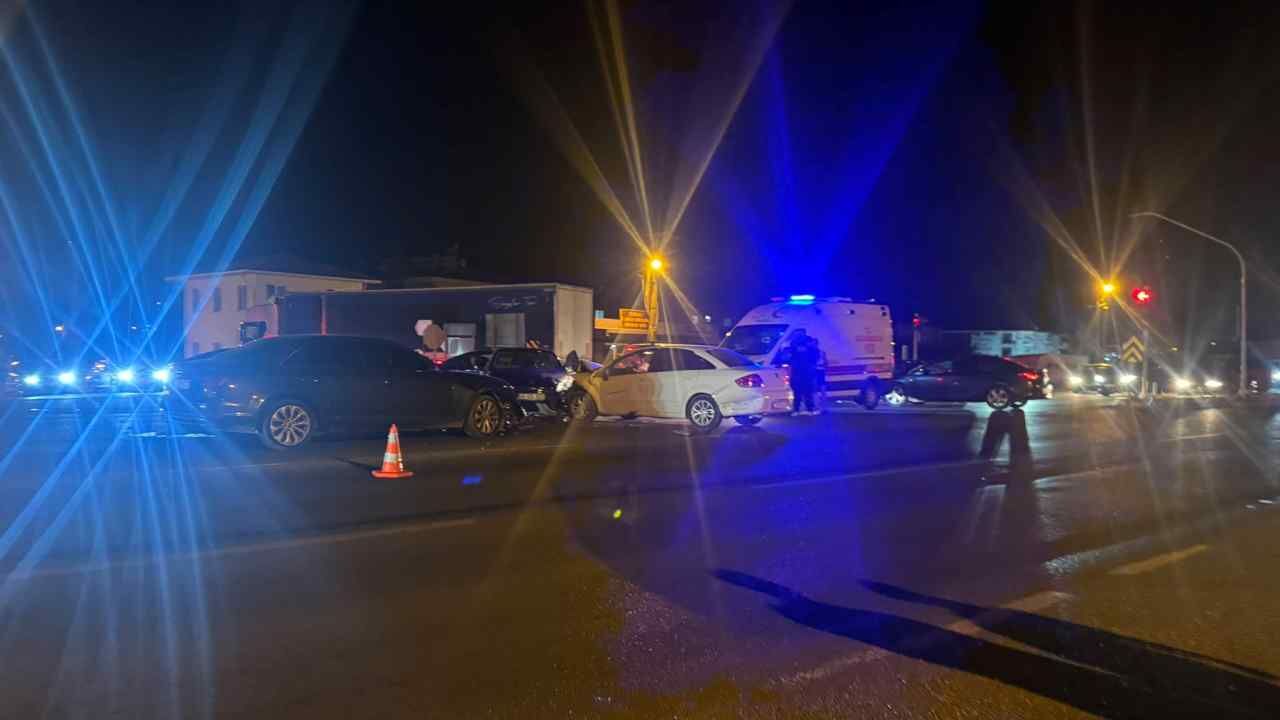 Ortaca Uc Aracli Trafik Kazasi (2)