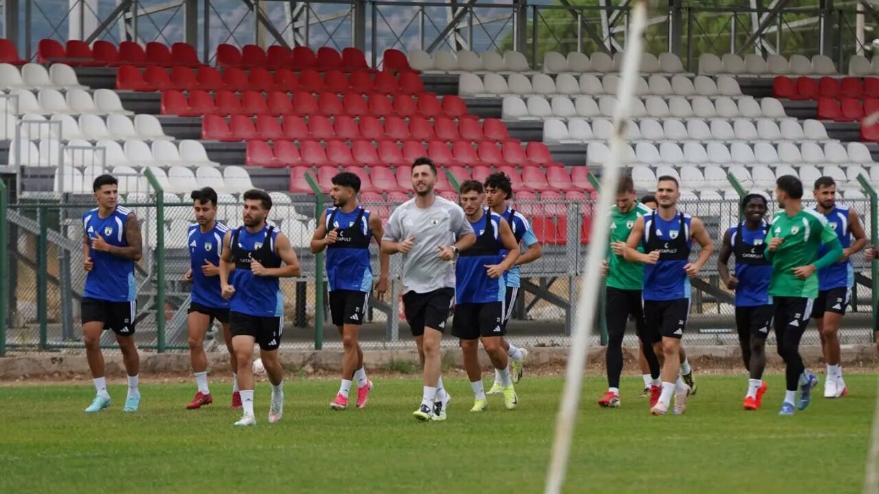 Muglaspor Bandirmaspor Maci Saat Kacta Hangi Kanalda