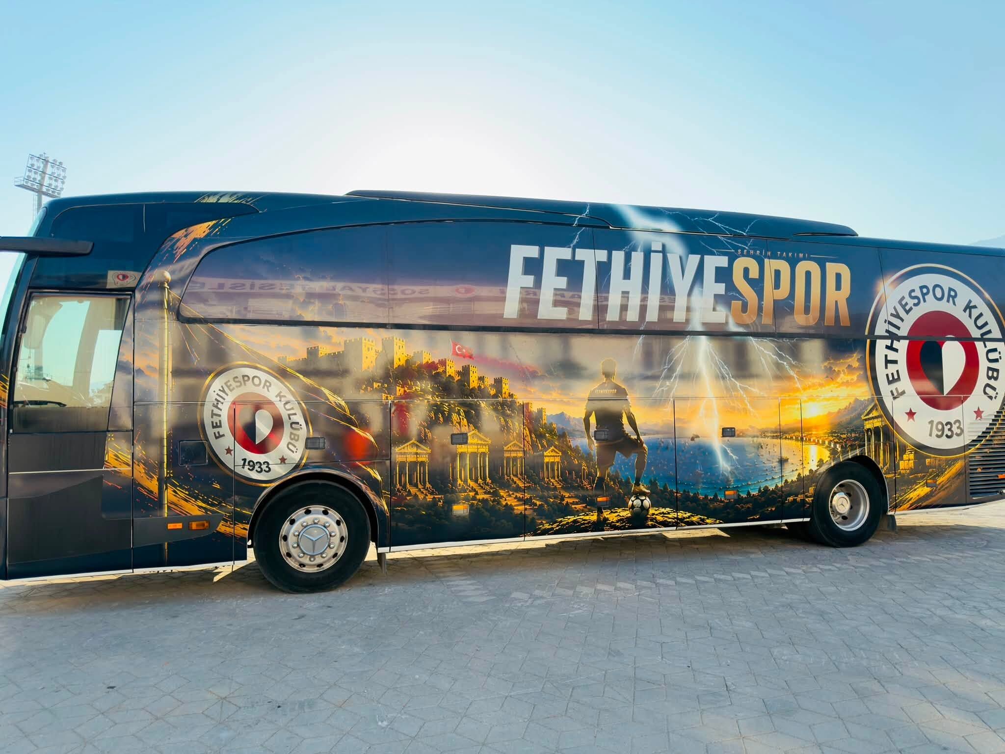 Fethiyespor’un Takım Otobüsü Yeni Sezona Hazır (2)