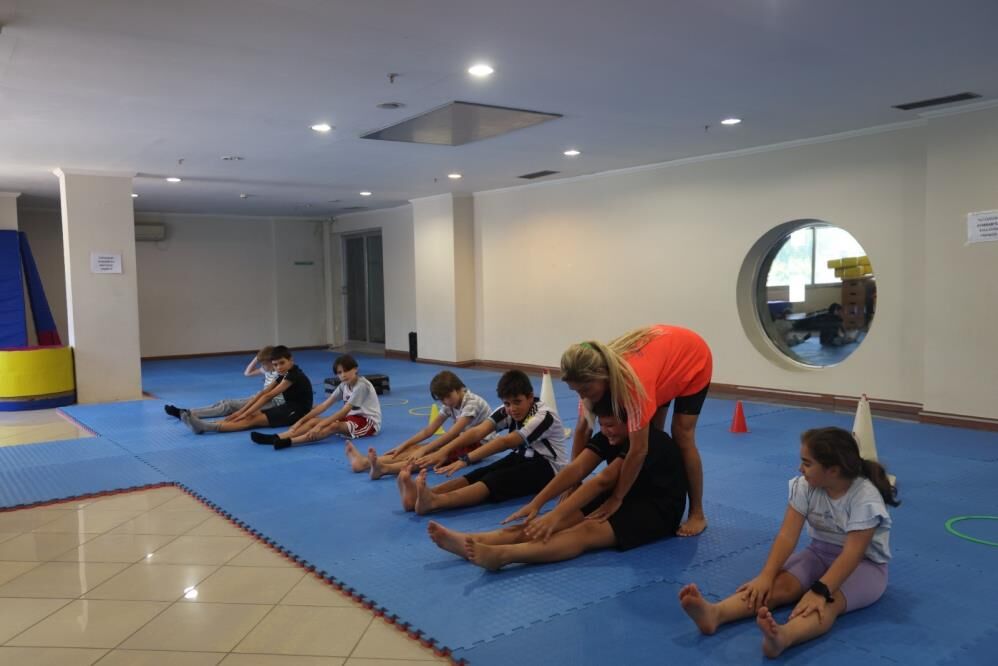 Marmaris’te Çocuklar Yaz Tatilini 17 Branşta Değerlendiriyor (4)