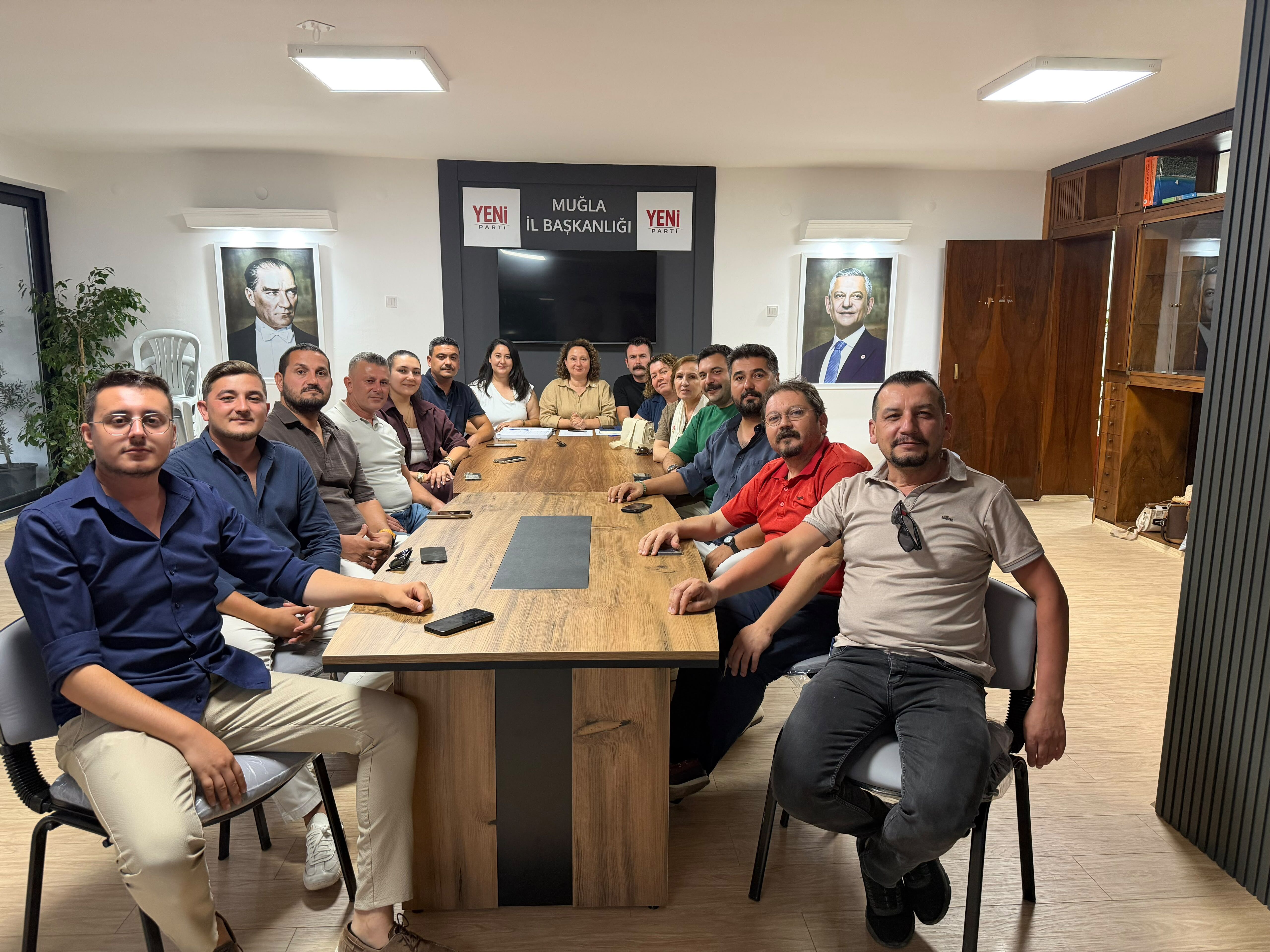 Yeni̇ Parti Menteşe’de Kurucu Yönetim Belli Oldu (2)