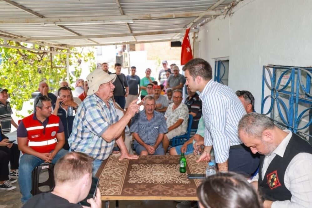 Başkan Mandalinci Karaova’da Mahallelerin Taleplerini Dinledi (1)
