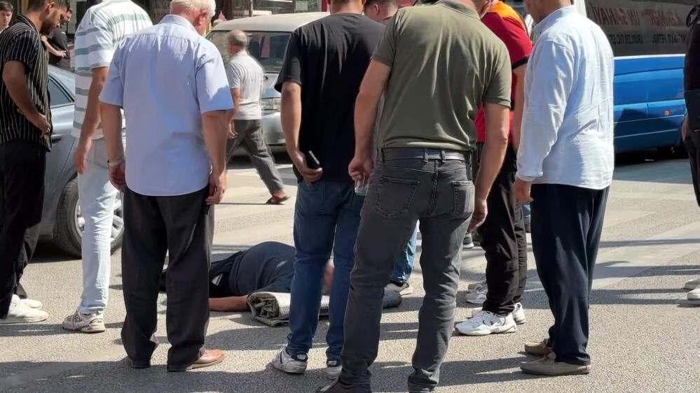 Karşıya Geçerken Otomobilin Çarptığı Kişi Yaralandı (2)