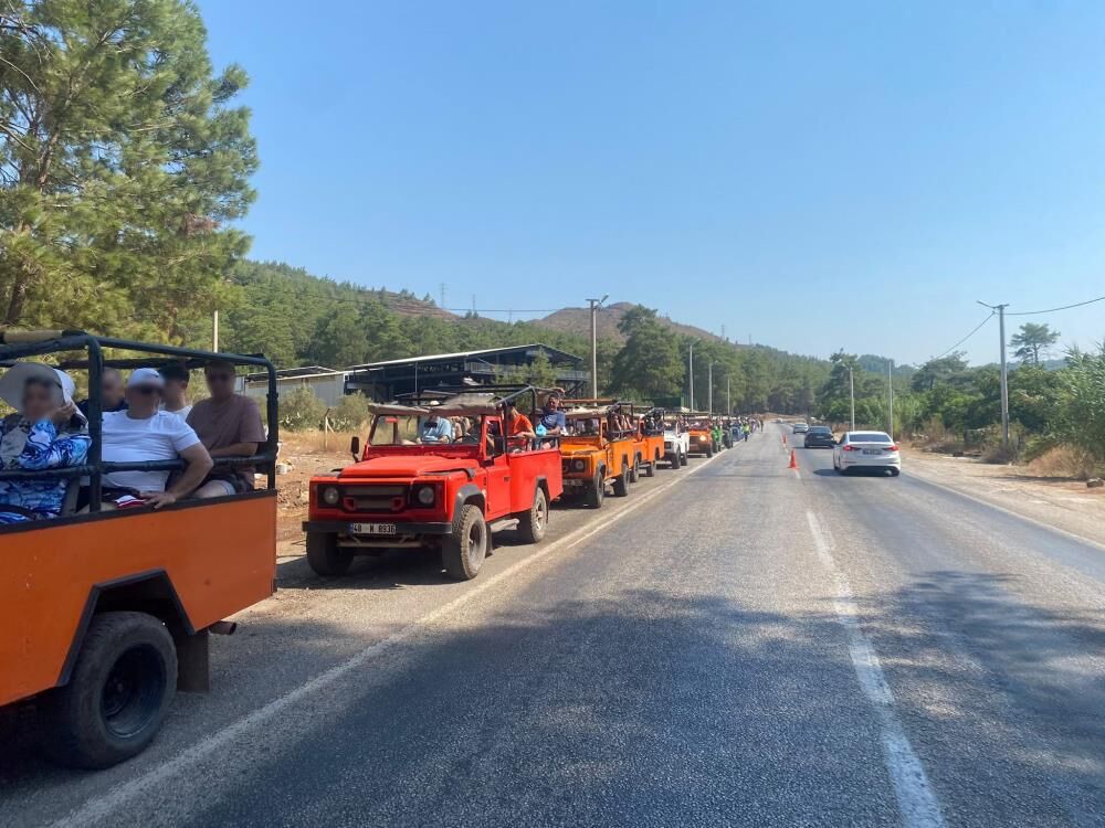 Marmaris’te Cip Safari Araçlarına Sıkı Denetim (3)
