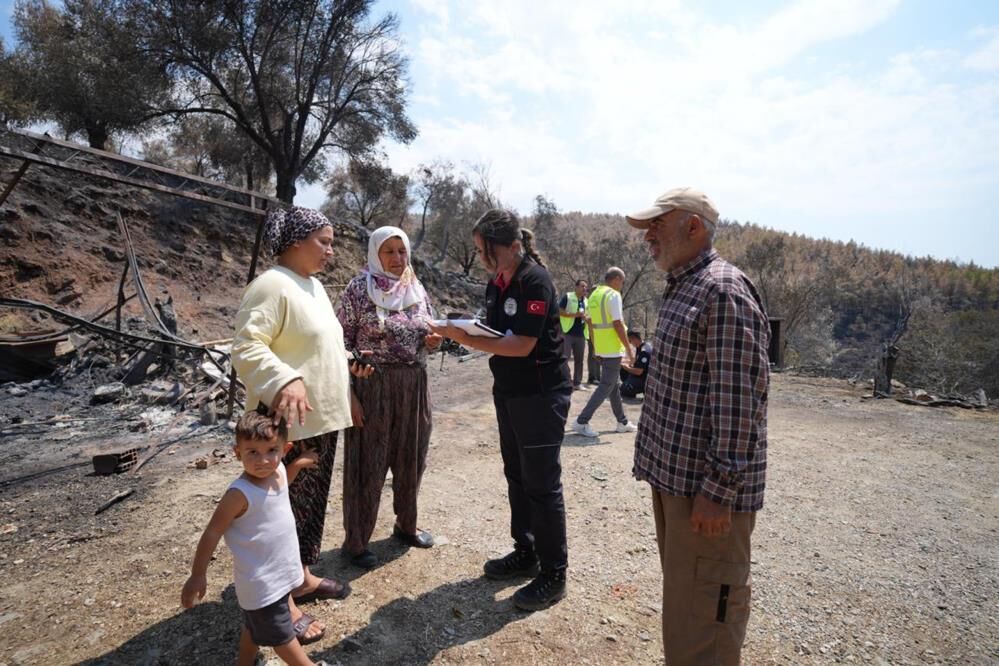 Seydikemer’de Yangın Sonrası Hasar Tespiti Başladı (4)