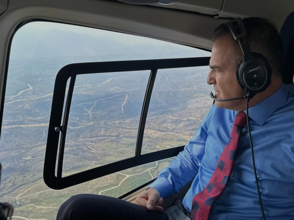 Vali Akbıyık Yangından Etkilenen Alanları İnceledi (3)