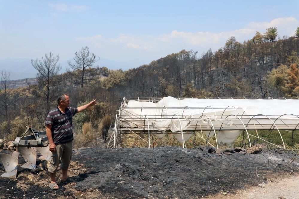 Seydikemer’de Yangından Etkilenen Üreticilere Büyükşehir Desteği (3)