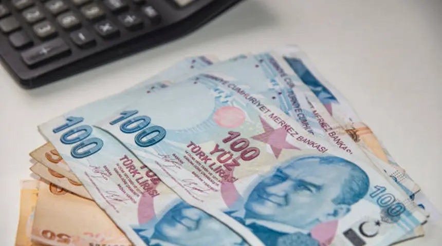 Emekli promosyonlarında dev rekabet: Bankaların ödemeleri 35 bin liraya ulaştı