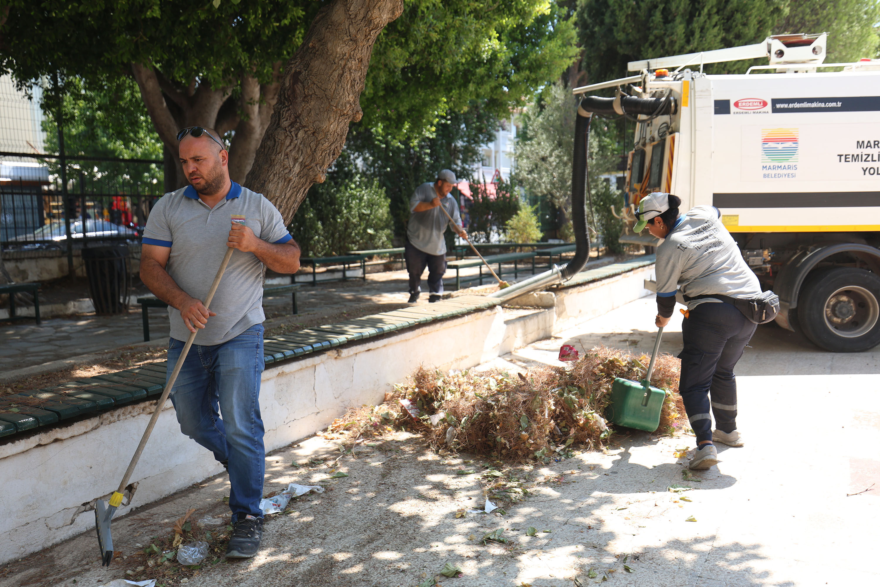 Marmaris’te devlet okulları yeni döneme hazırlandı
