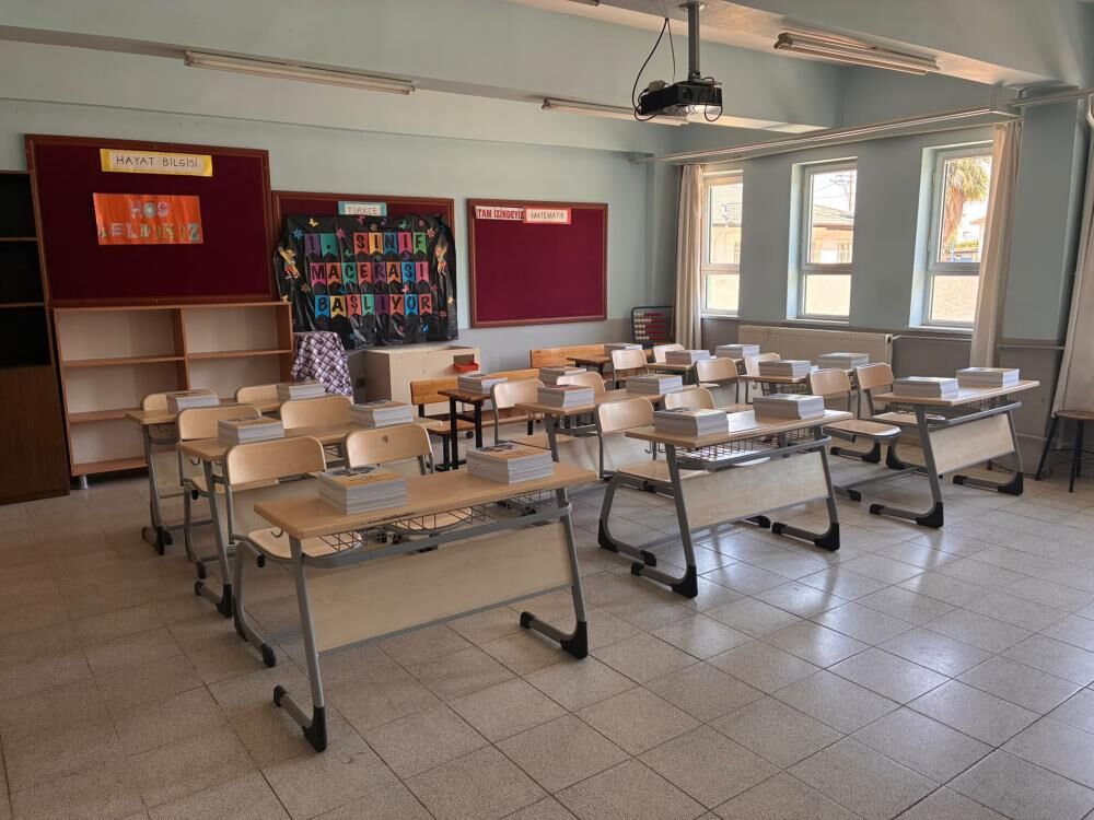 Yatağan’da 120 Bin Ders Kitabı Öğrencilere Ulaştırıldı (2)