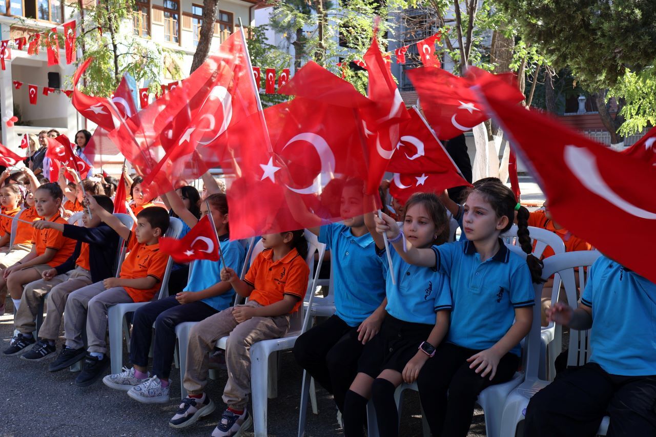 Muğla’da Yeni Dönemin Ilk Ders Zili Çaldı (2)-1