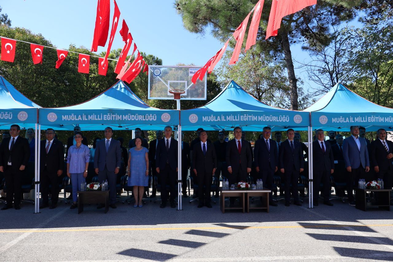 Muğla’da Yeni Dönemin Ilk Ders Zili Çaldı (3)