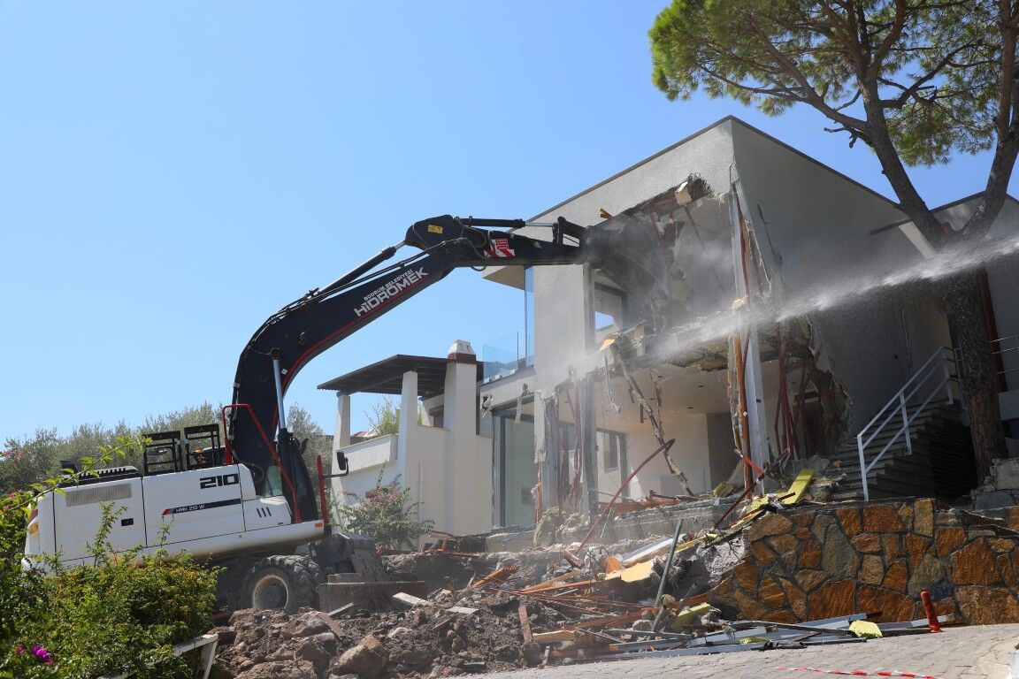 Bodrum’da Kaçak Yapılara Geçit Yok 74 Yapı Yıkıldı (2)