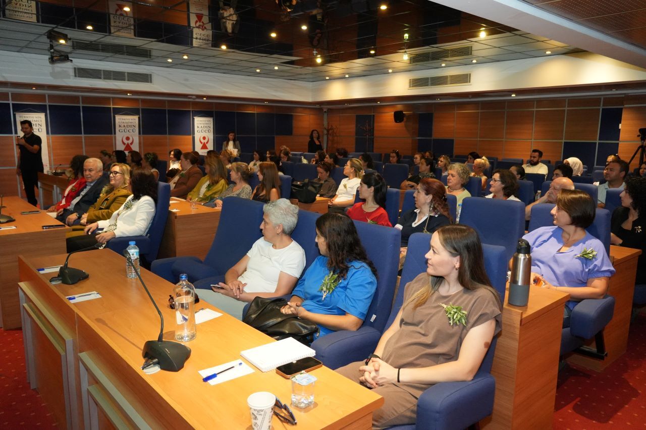 Muğla’da Kadınlar Zeytinyağı Sanayisine Hazırlanıyor (4)