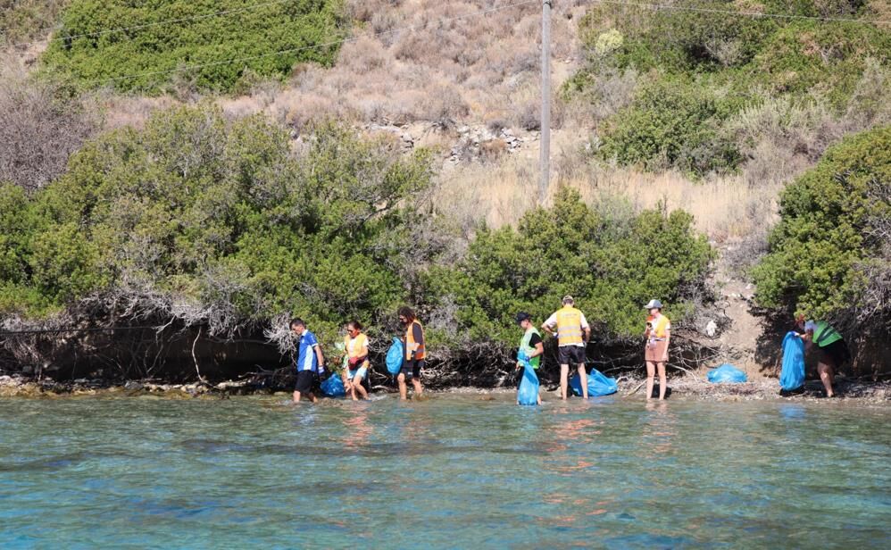 Marmaris Söğüt’te Iki Saatte Yaklaşık Bir Ton Atık Toplandı (2)