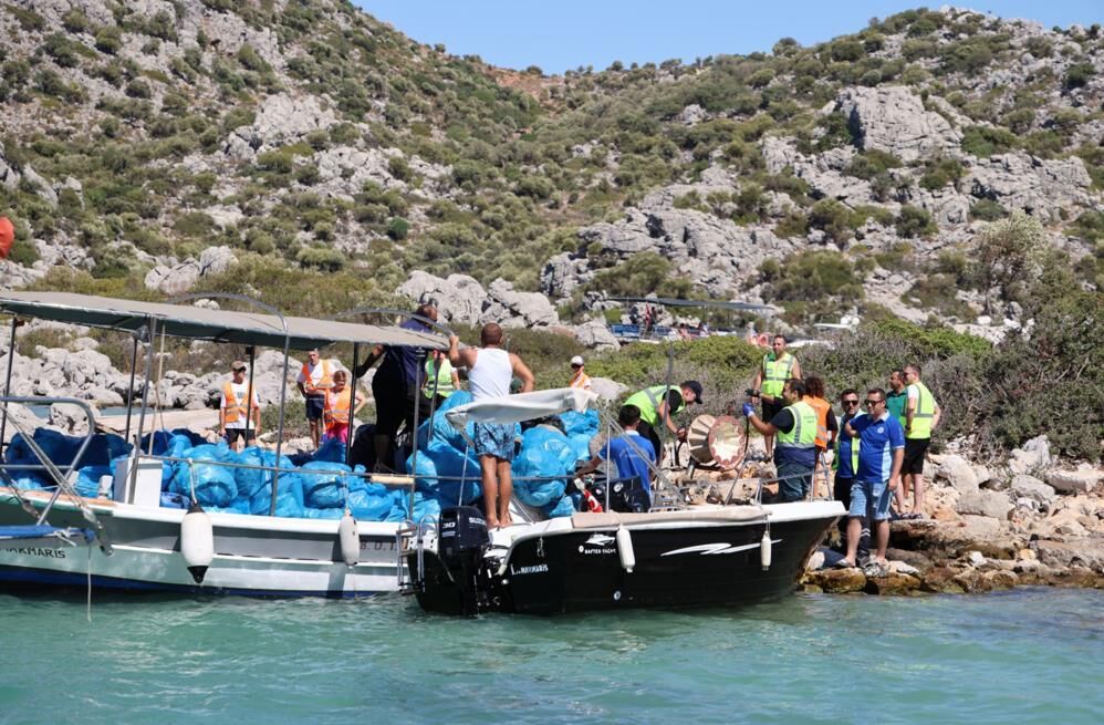 Marmaris Söğüt’te Iki Saatte Yaklaşık Bir Ton Atık Toplandı (4)