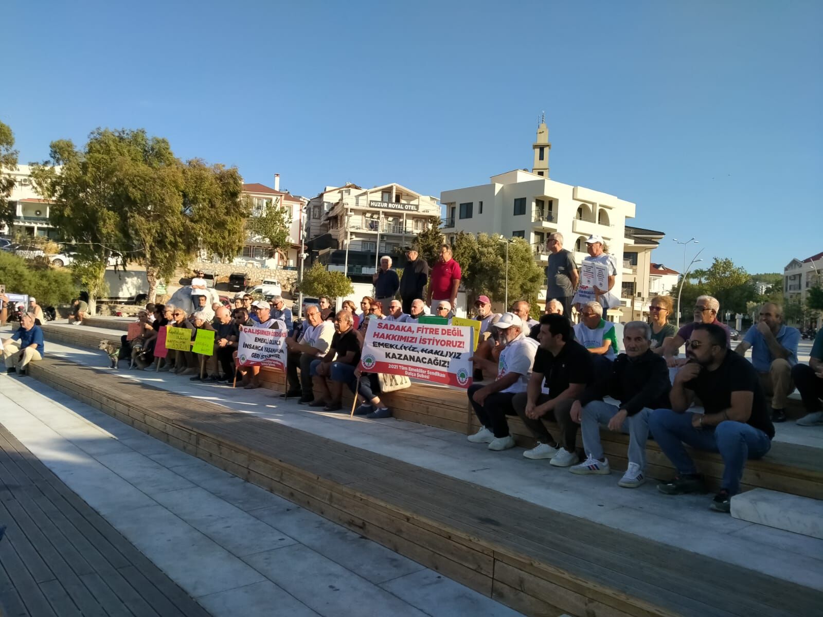 Datça’da Emeklilerden Ali Şekeroğlu Için Açıklama Yoksulluğa Mahkûm Edilmeyeceğiz (3)