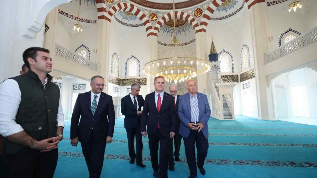 Bakan Yardımcısı Çam, Bodrum’daki Külliye Inşaatını Inceledi (4)
