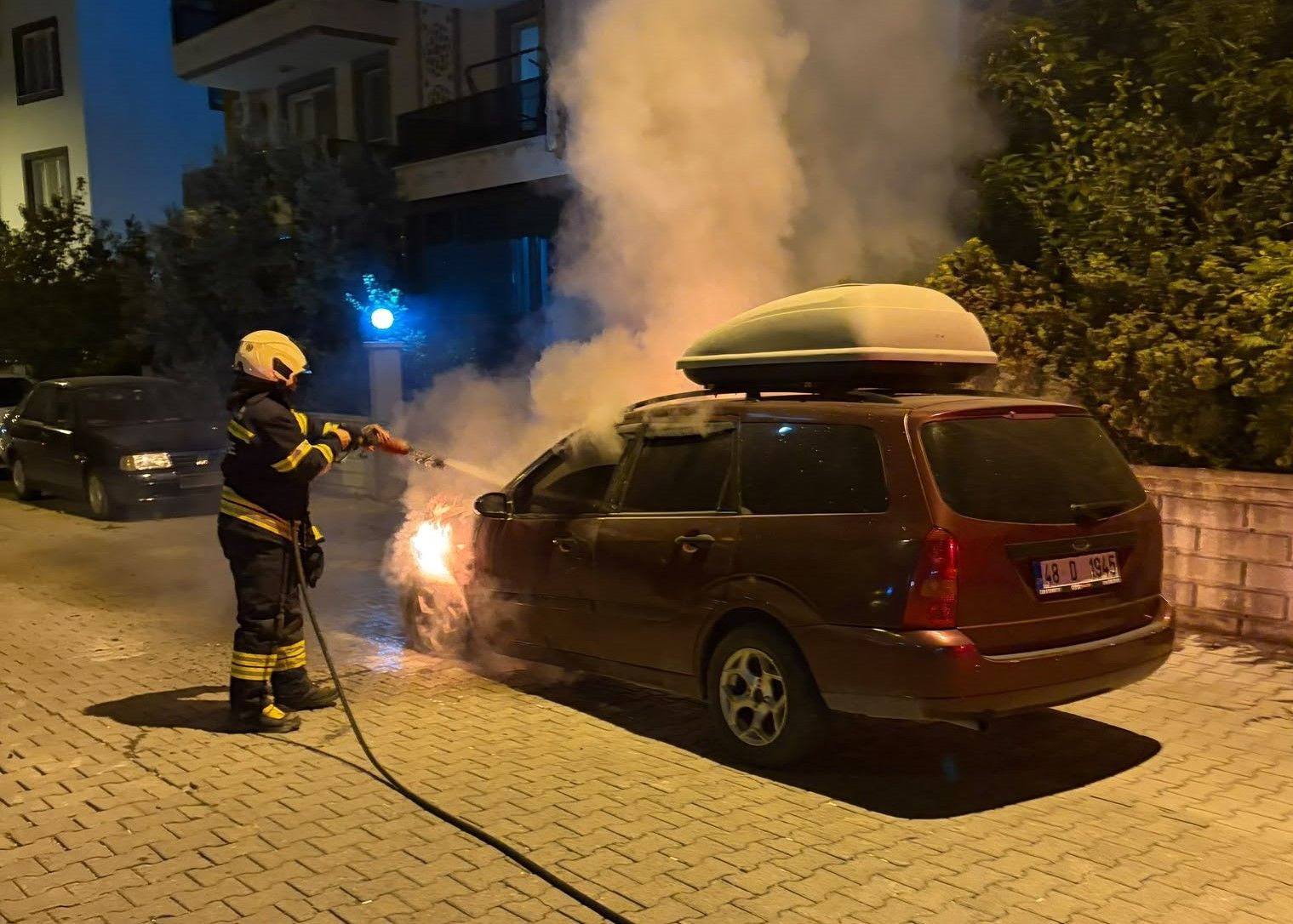 Dalaman’da Araç Yangını (2)