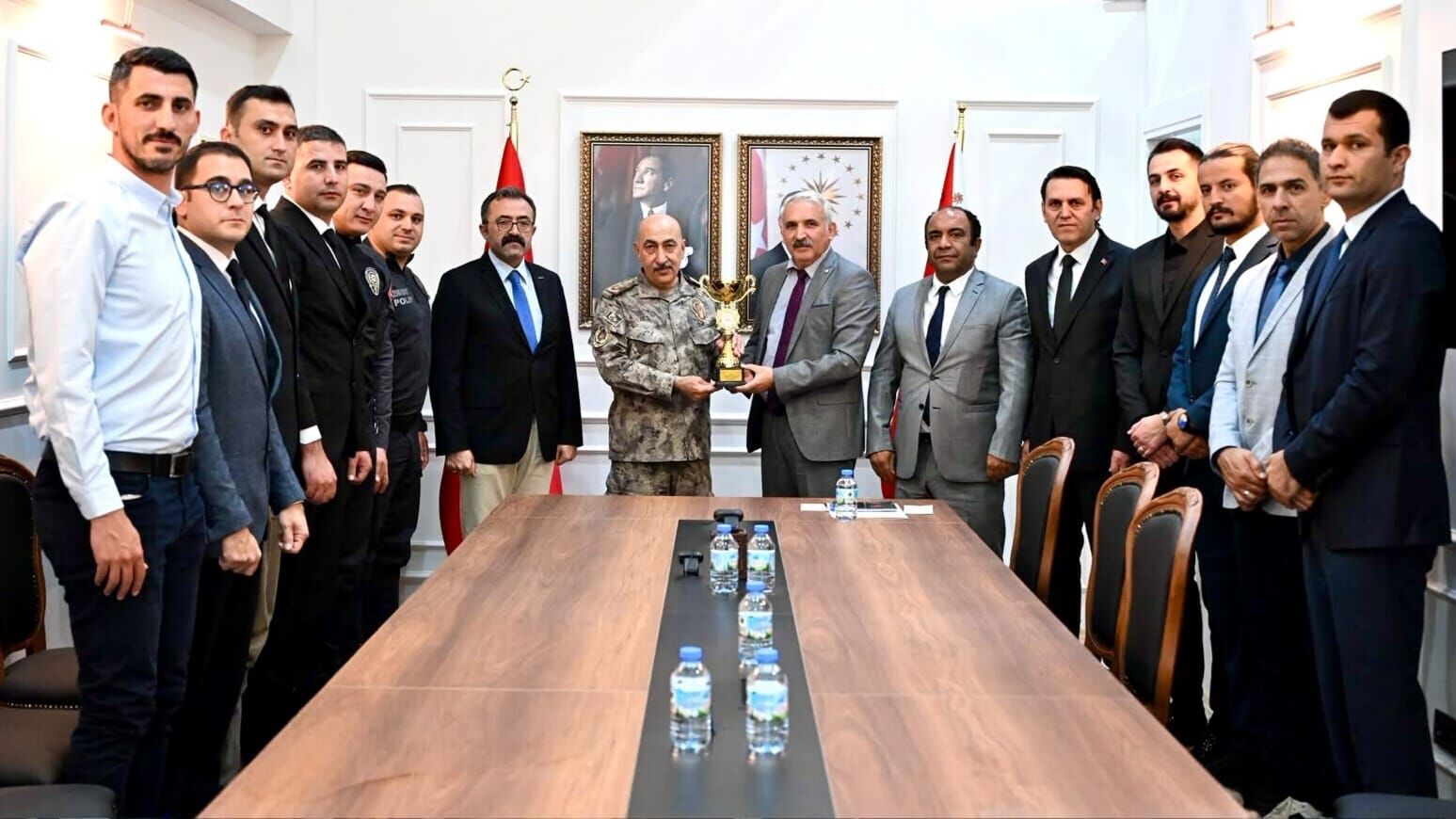 Muğla Emniyetinin Voleybol Takımı Il Birincisi Oldu (3)