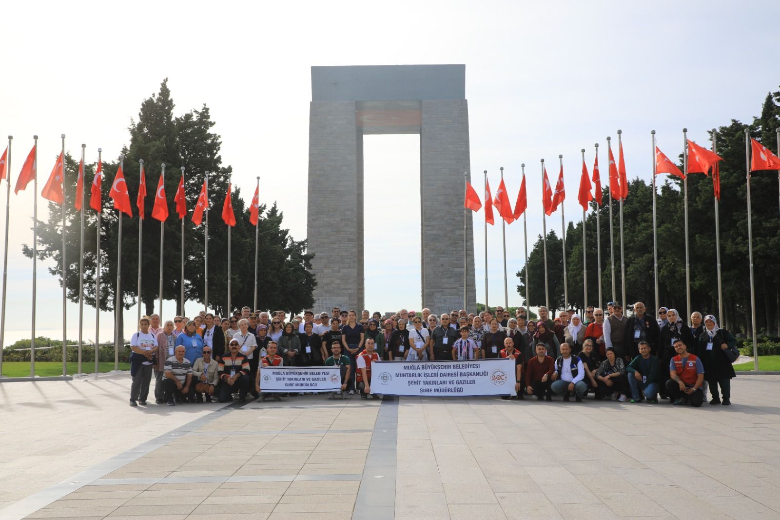 Muğlalı şehit aileleri Çanakkale şehitliklerini ziyaret etti