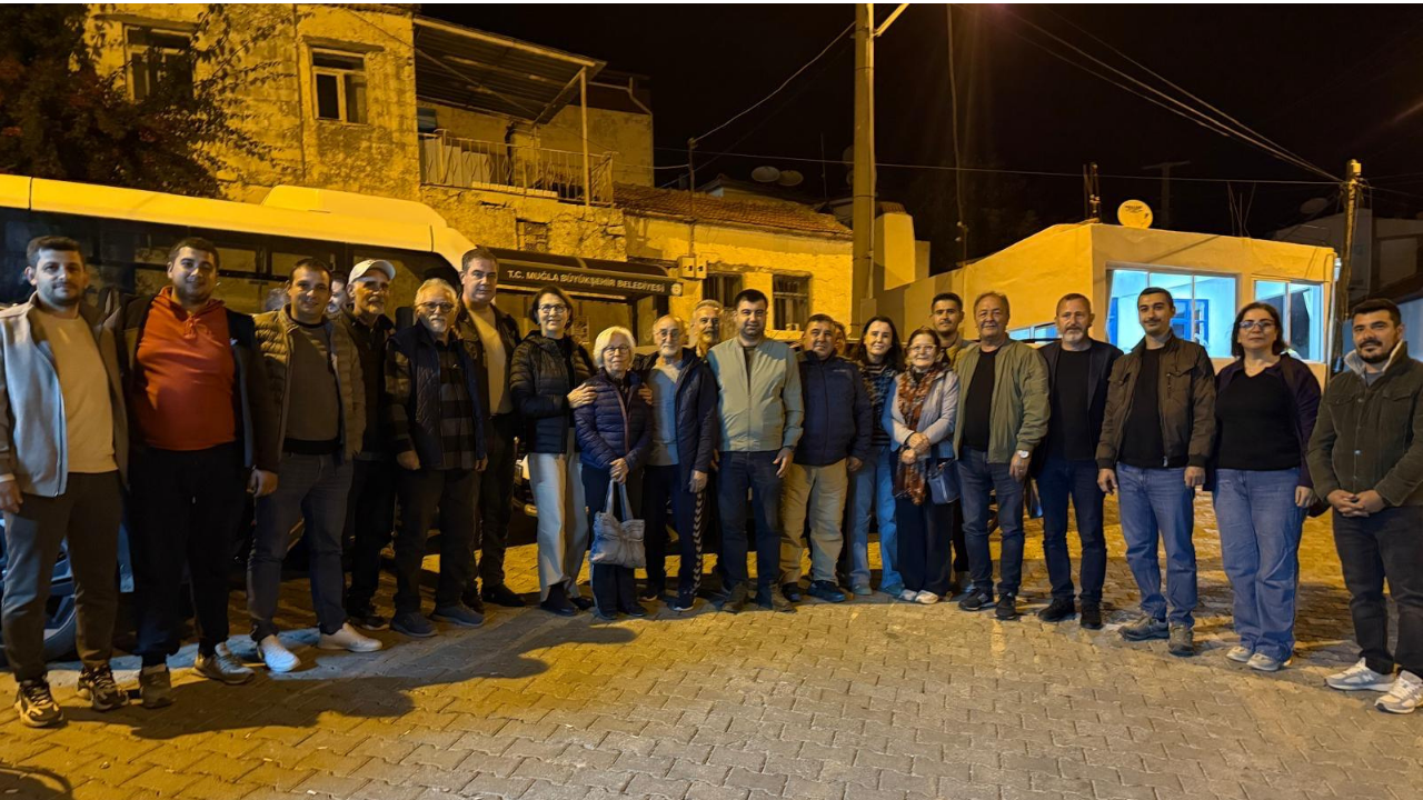 Yeni Parti Datça'da sahaya indi: İlk durak Karaköy oldu