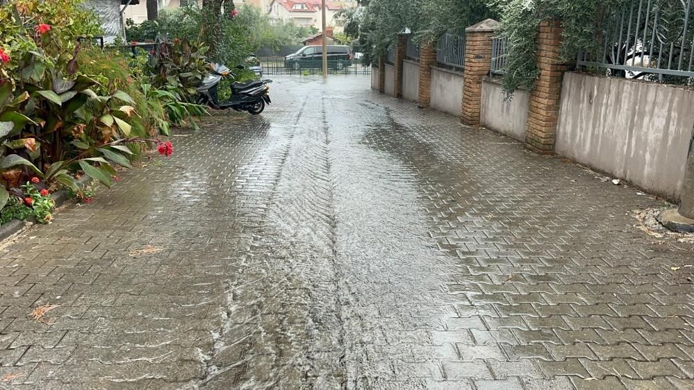 Marmaris’te Sağanak Başladı! Gece Saatlerine Dikkat (3)