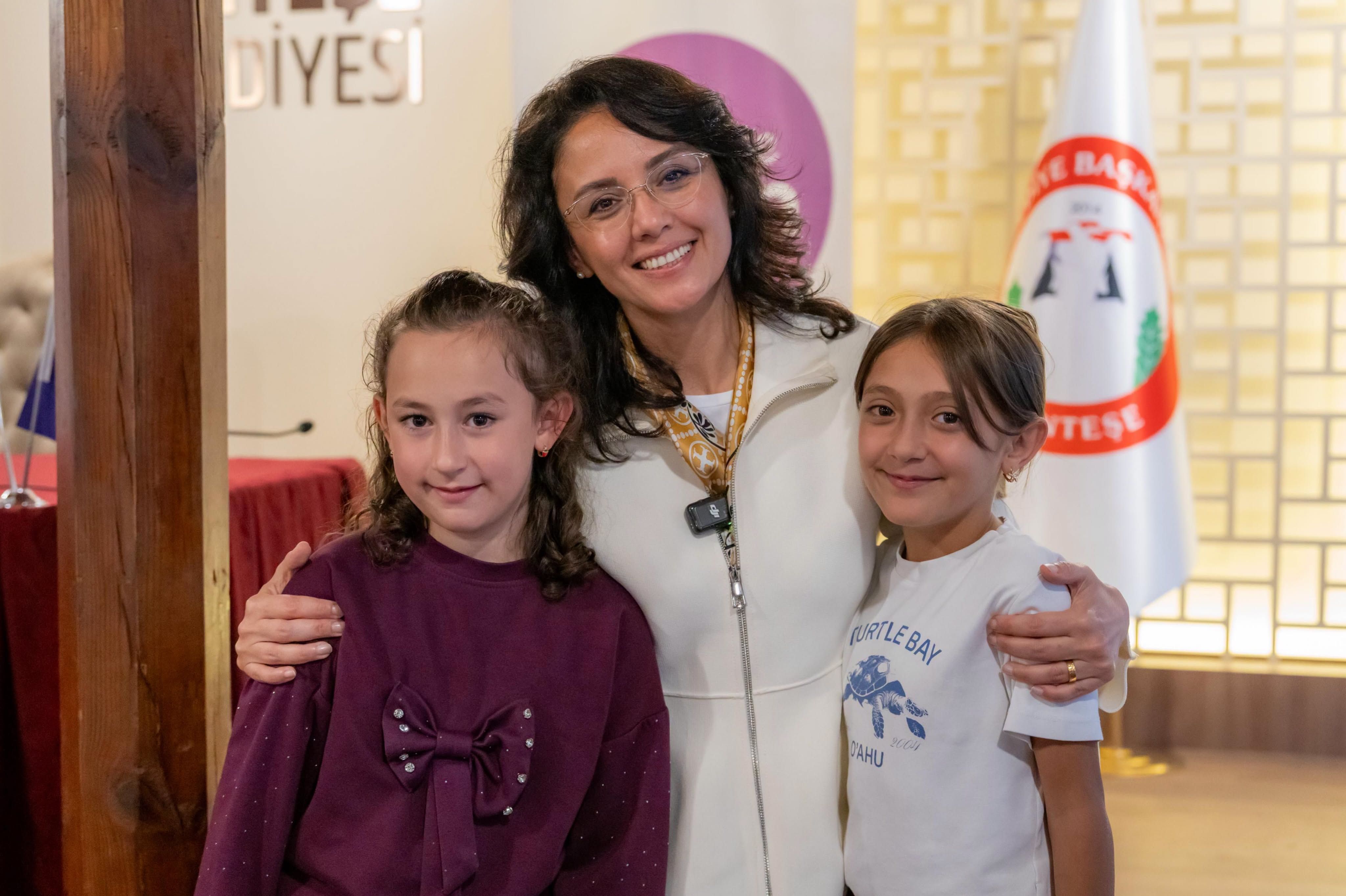 Başkan Köksal Aras’tan Kız Çocuklarına Hayallerinizden Vazgeçmeyin (1)