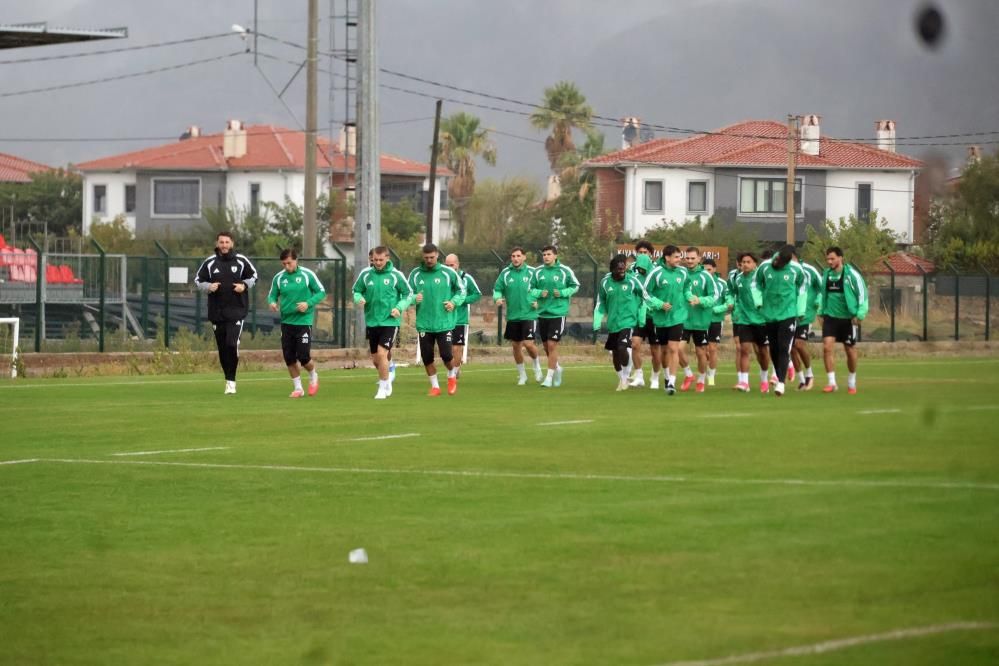Menaf Kıyanç Bursaspor’a Saygı Duyuyoruz, Hedefimiz Galibiyet (4)
