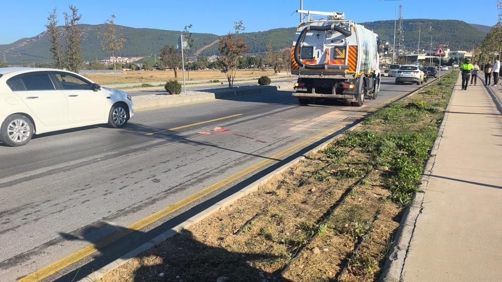Menteşe’de Motosiklet Ile Otomobil Çarpıştı 1 Yaralı (3)