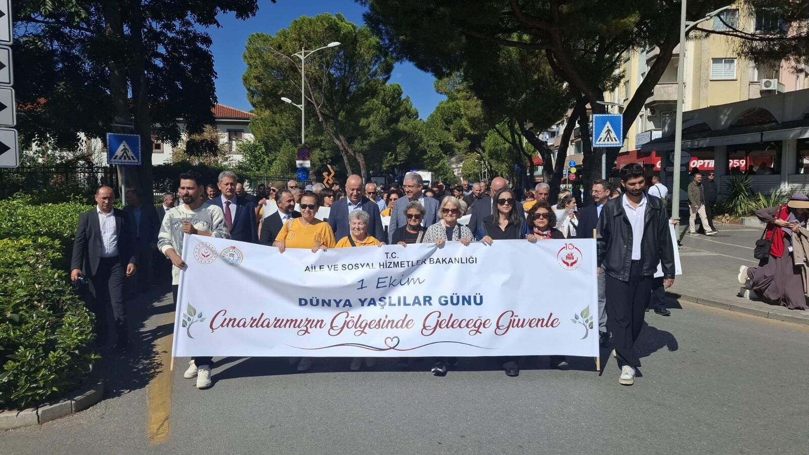 Muğla’da Dünya Yaşlılar Günü 100 Yaş Evi’nde Kutlandı (3)