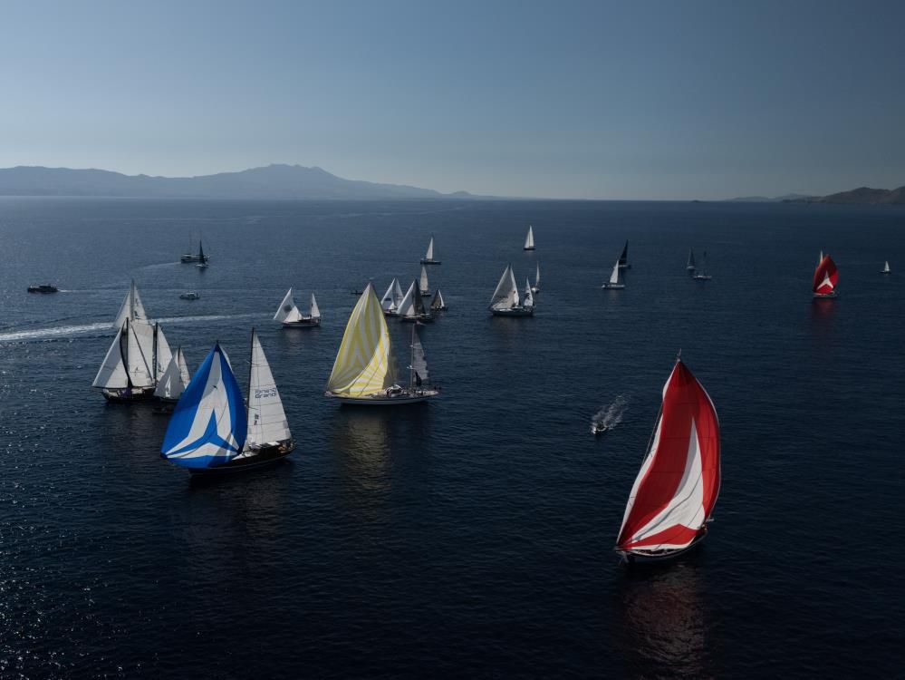 Bodrum’da 90 tekne ve bin yelkenciyle yarış başladı