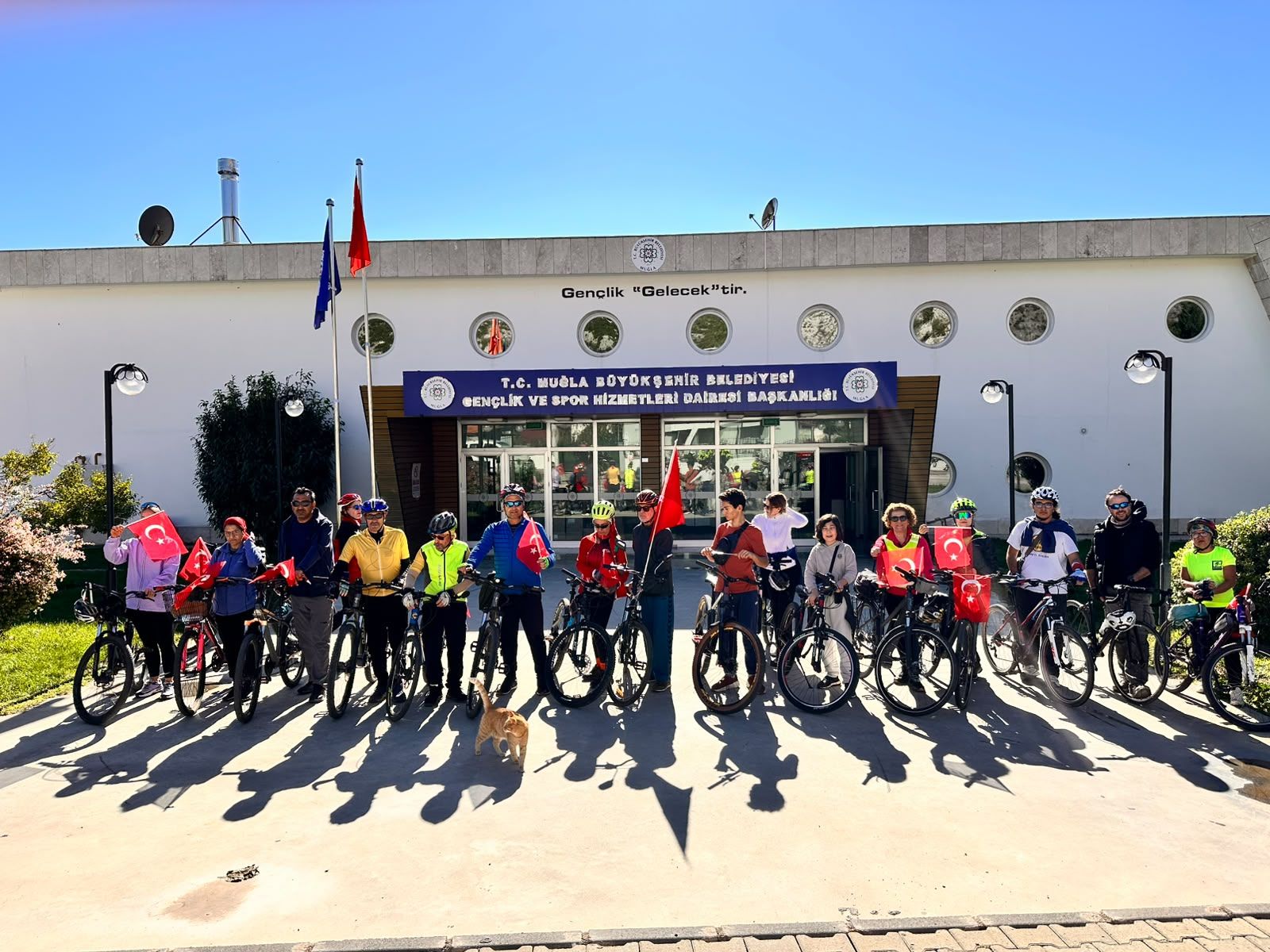 Muğla’da Cumhuriyet Coşkusu Doğadan Kent Meydanına Taşındı (2)