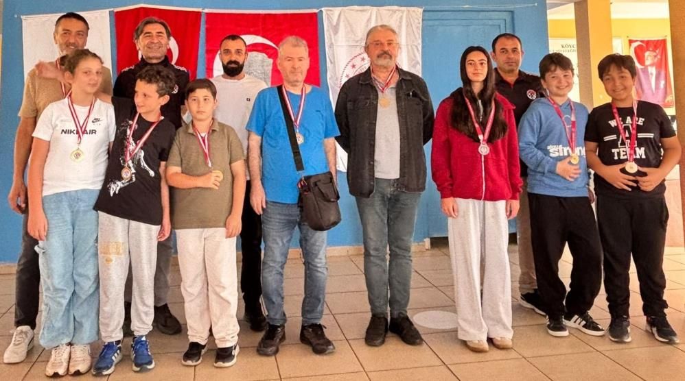 Köyceğiz’de Cumhuriyet Için Satranç Tahtasında Buluştular (2)